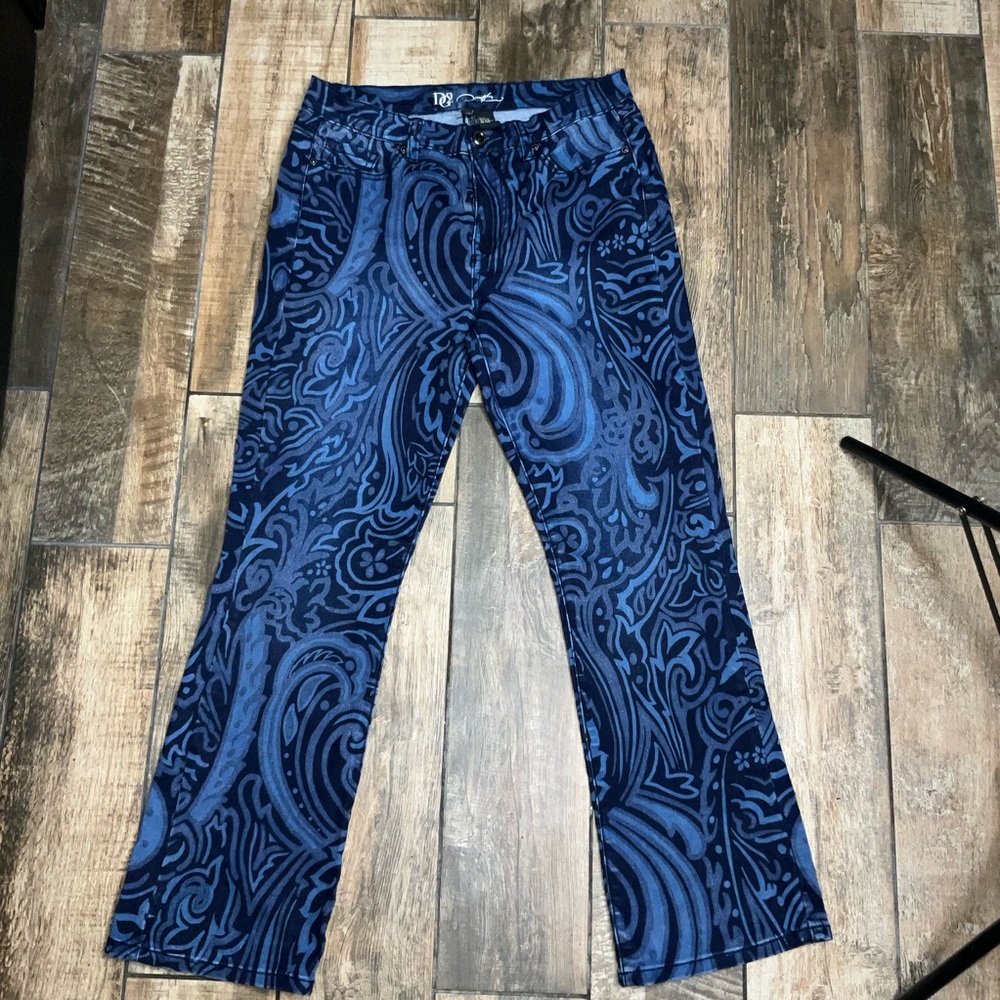 DG2 Diane Gilman paisley print medium wash bootleg jeans stretchy women’s sz 10p